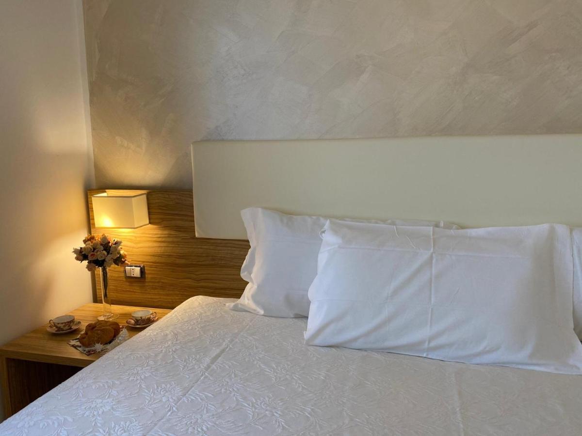 La Rustica Hotel Capo Rizzuto Esterno foto
