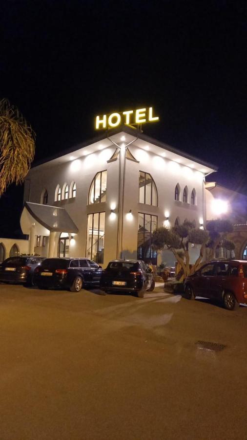 La Rustica Hotel Capo Rizzuto Esterno foto