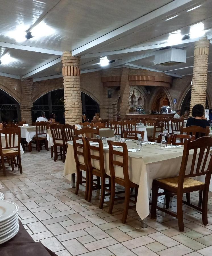 La Rustica Hotel Capo Rizzuto Esterno foto